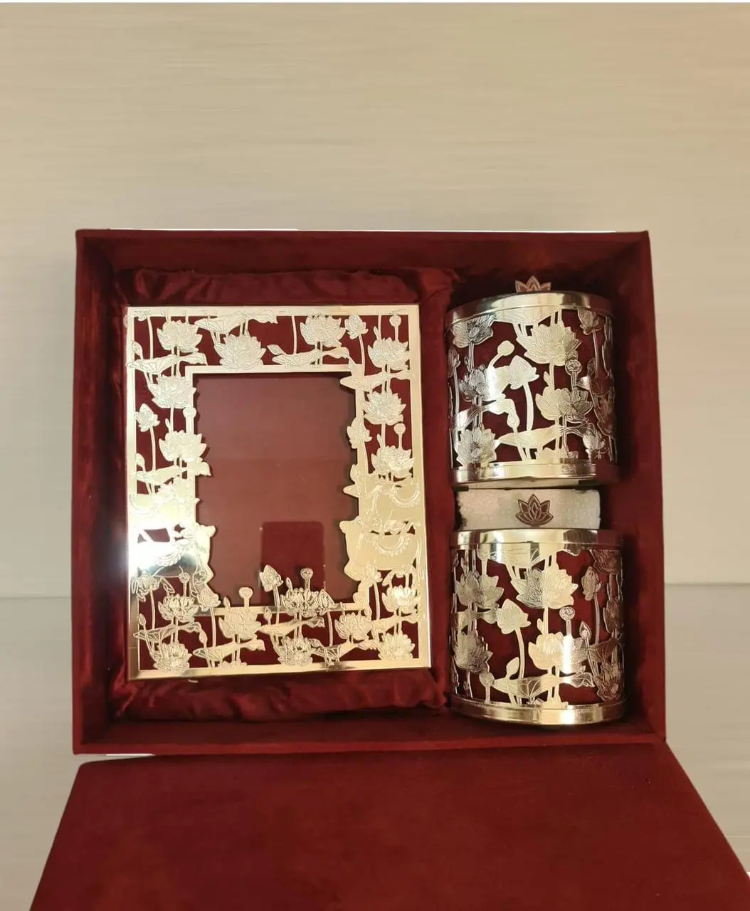 Silver Floral Gift Set — Handcrafted Export Product by NXTGENEXPORTS, Moradabad